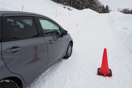 雪道での登坂テスト