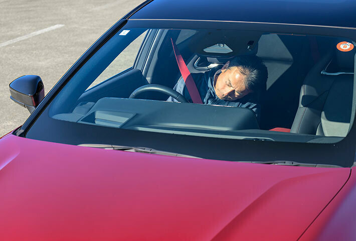 体調急変を検知してクルマを停止