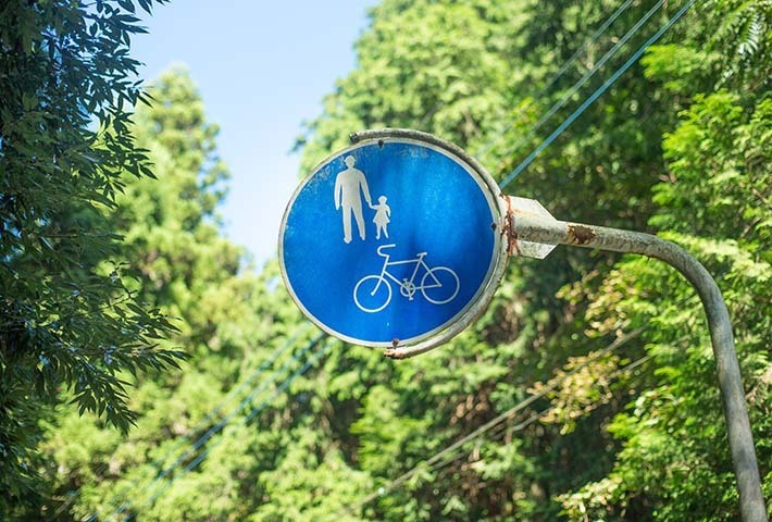 普通自転車歩道通行可標識