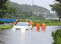 海水による冠水車両に火災の恐れ