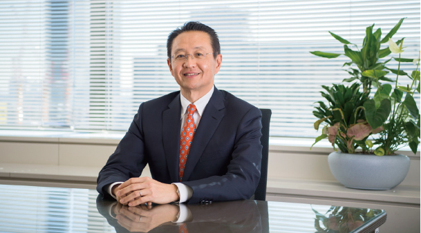会長 藤井 一裕