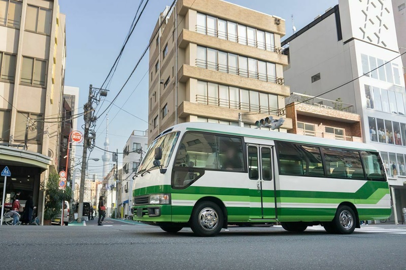 中型自動車