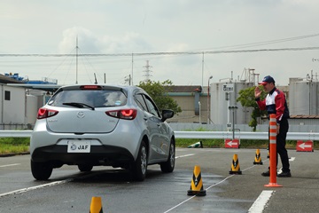 急ブレーキ(実技講習会「ドライバーズセミナー 一般コース」)