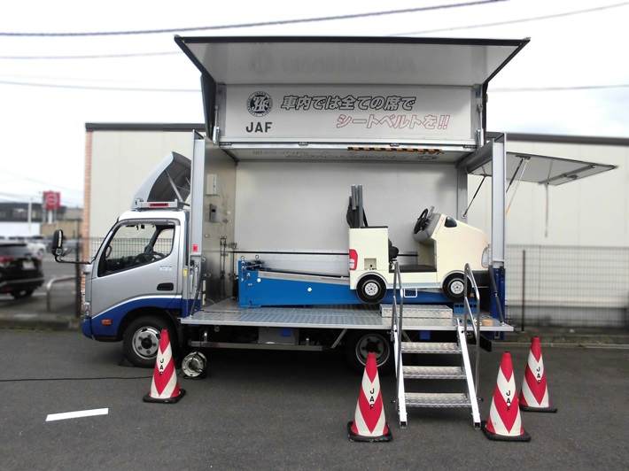 シートベルトコンビンサー（東北2座）