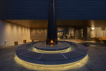 陽日の郷あづま館_足湯暖炉