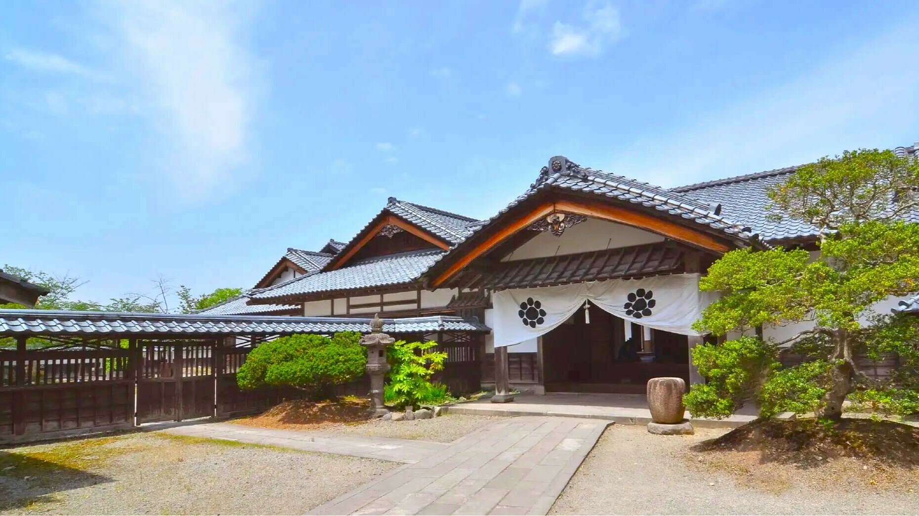 福島】会津武家屋敷｜会津若松の周辺観光とアクセス情報 | JAF