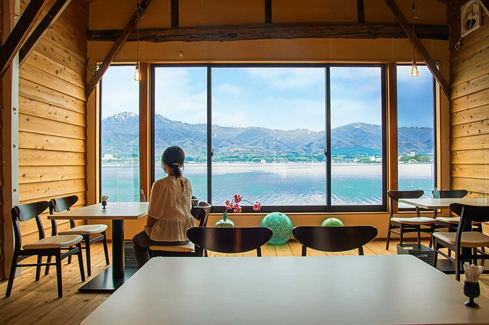 caMoco café 湖ASOBi