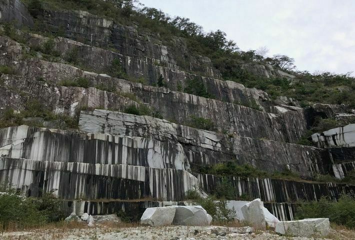 石切山脈
